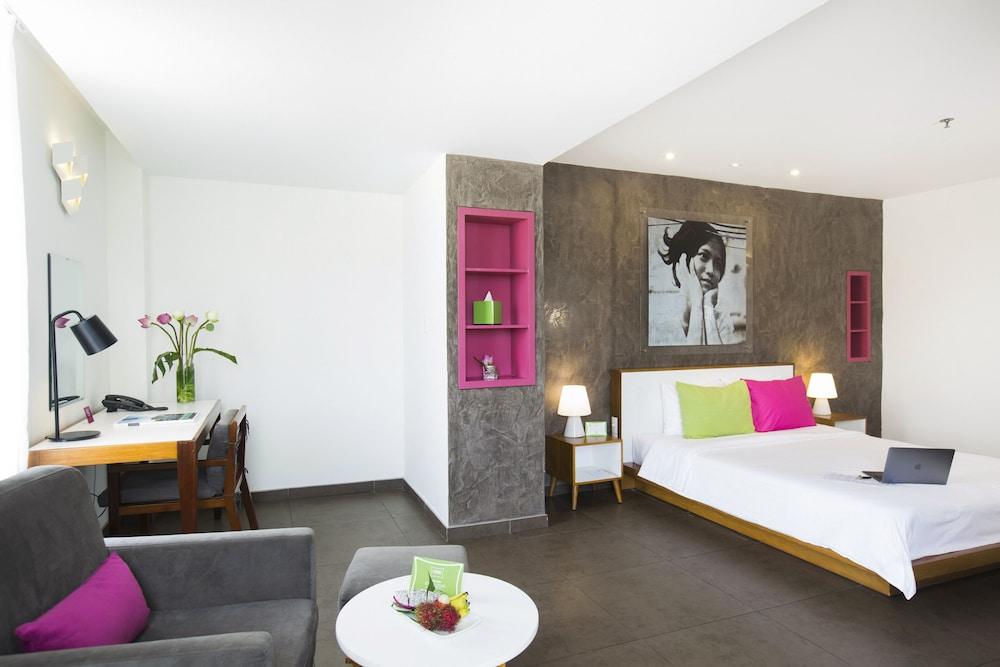 Emm Hotel Saigon Хошимин Екстериор снимка