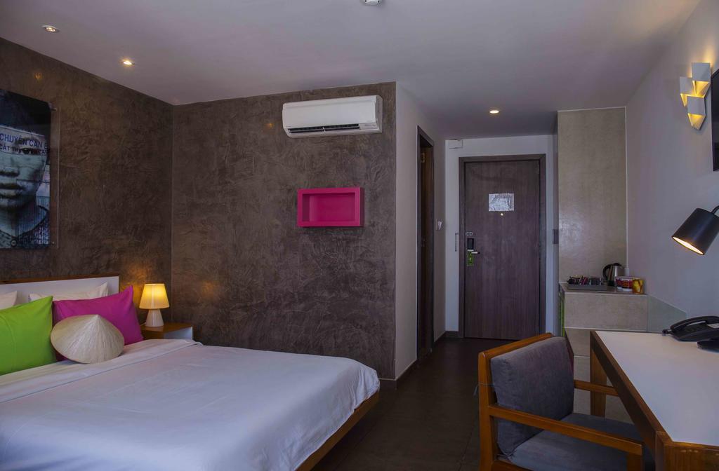 Emm Hotel Saigon Хошимин Екстериор снимка