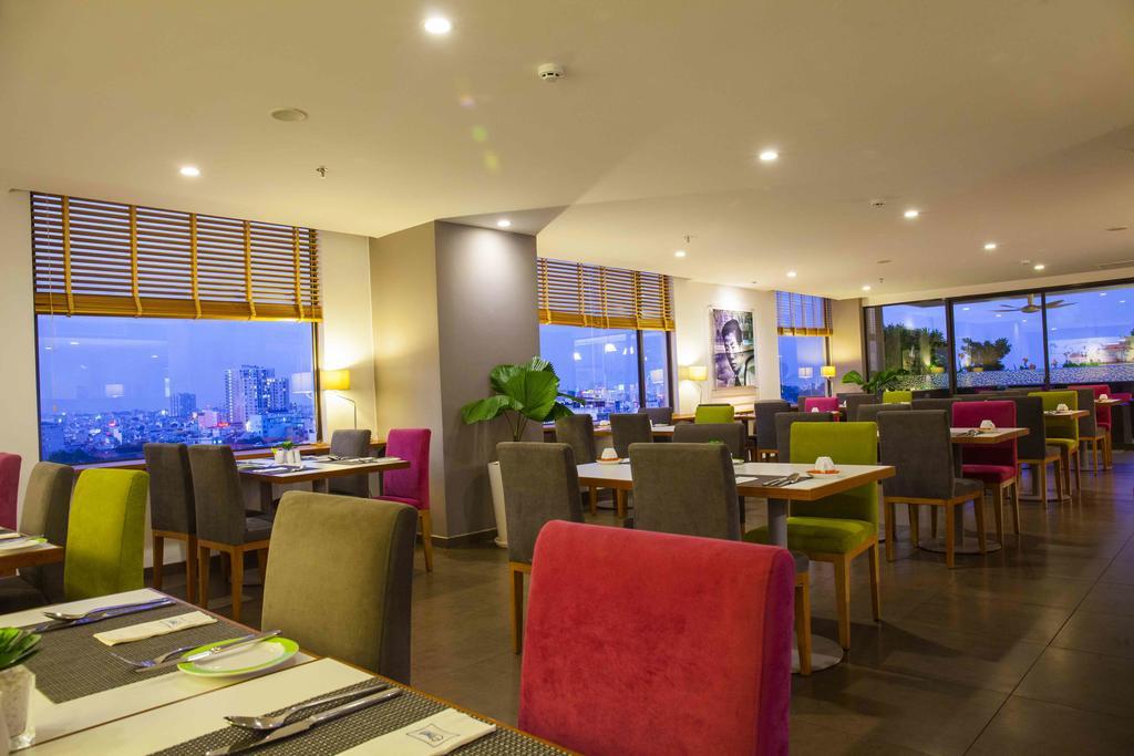 Emm Hotel Saigon Хошимин Екстериор снимка