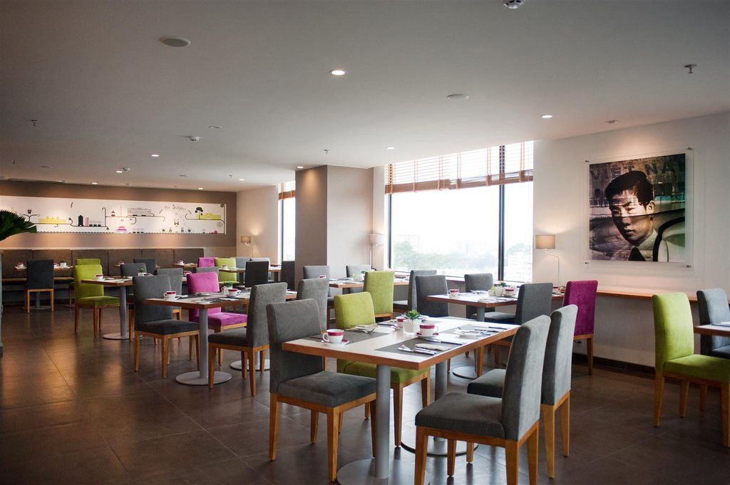 Emm Hotel Saigon Хошимин Екстериор снимка